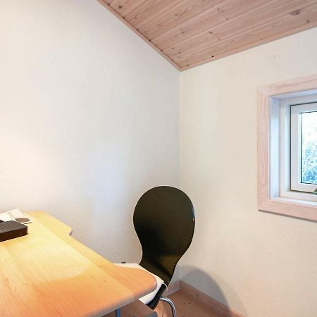 6 Person Holiday Home In Allinge 外观 照片
