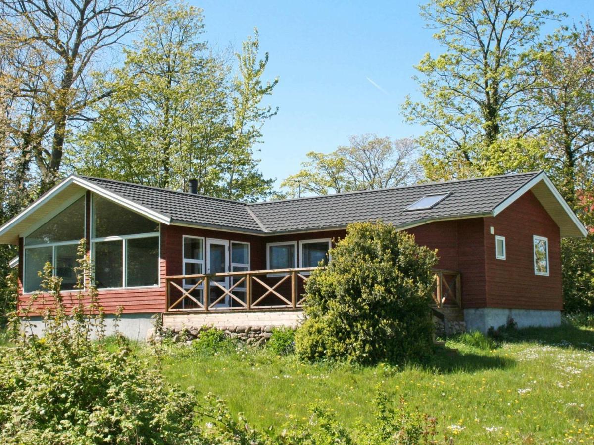 6 Person Holiday Home In Allinge 客房 照片