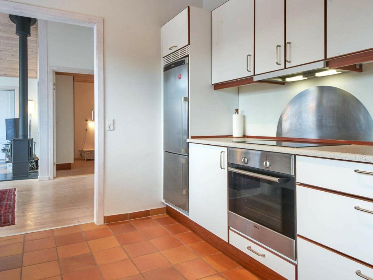 6 Person Holiday Home In Allinge 外观 照片