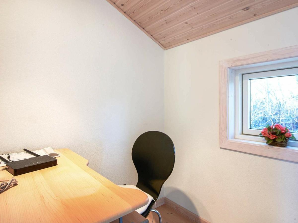 6 Person Holiday Home In Allinge 外观 照片